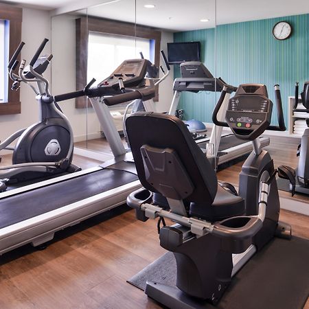 Holiday Inn Express Hotel & Suites Elgin By Ihg Kültér fotó