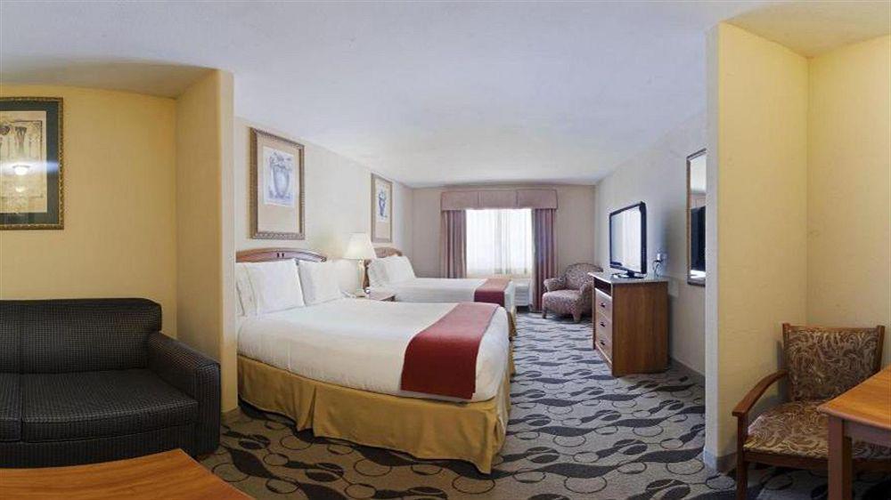 Holiday Inn Express Hotel & Suites Elgin By Ihg Kültér fotó