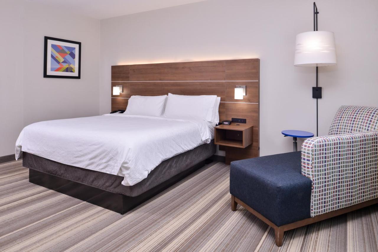 Holiday Inn Express Hotel & Suites Elgin By Ihg Kültér fotó