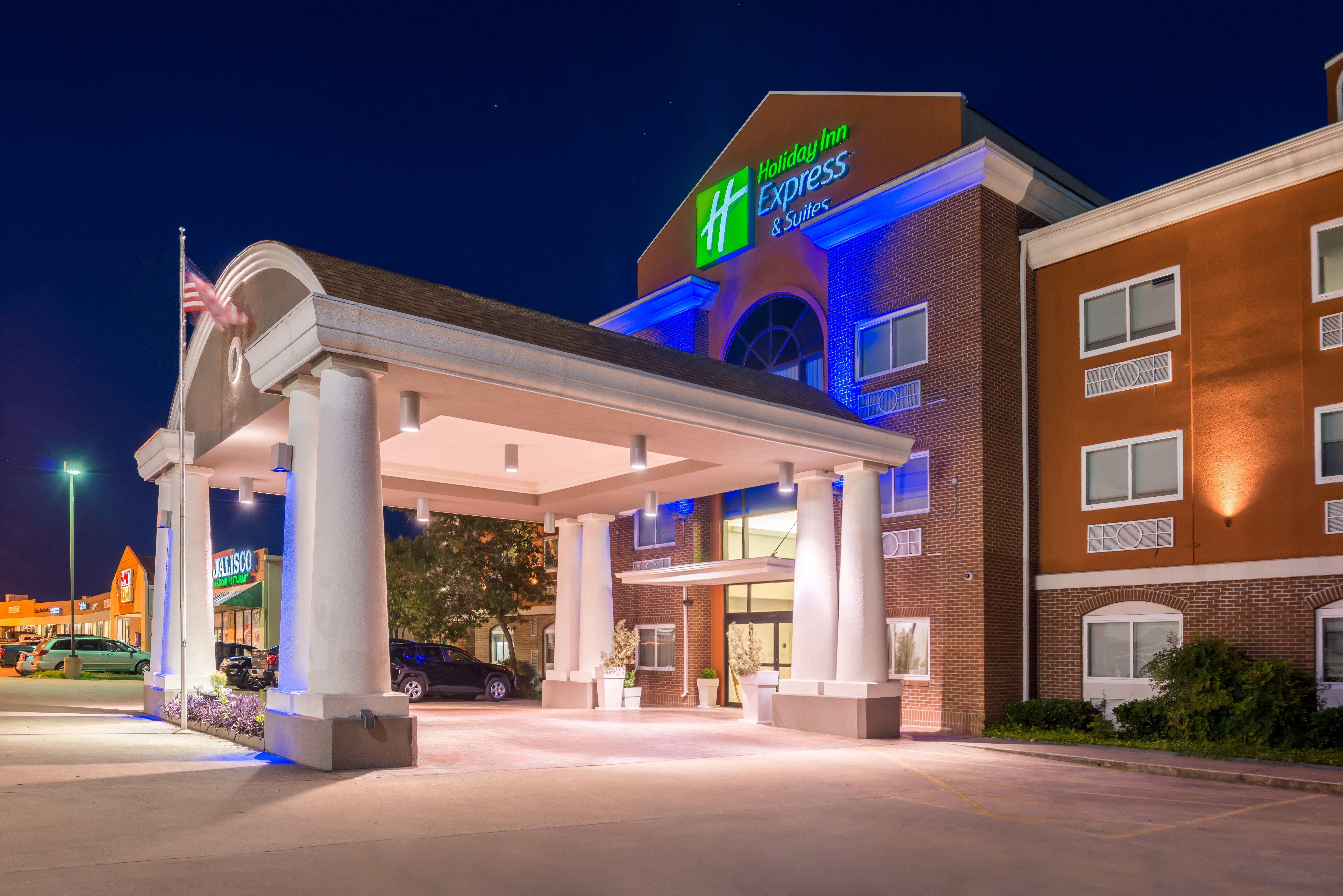 Holiday Inn Express Hotel & Suites Elgin By Ihg Kültér fotó