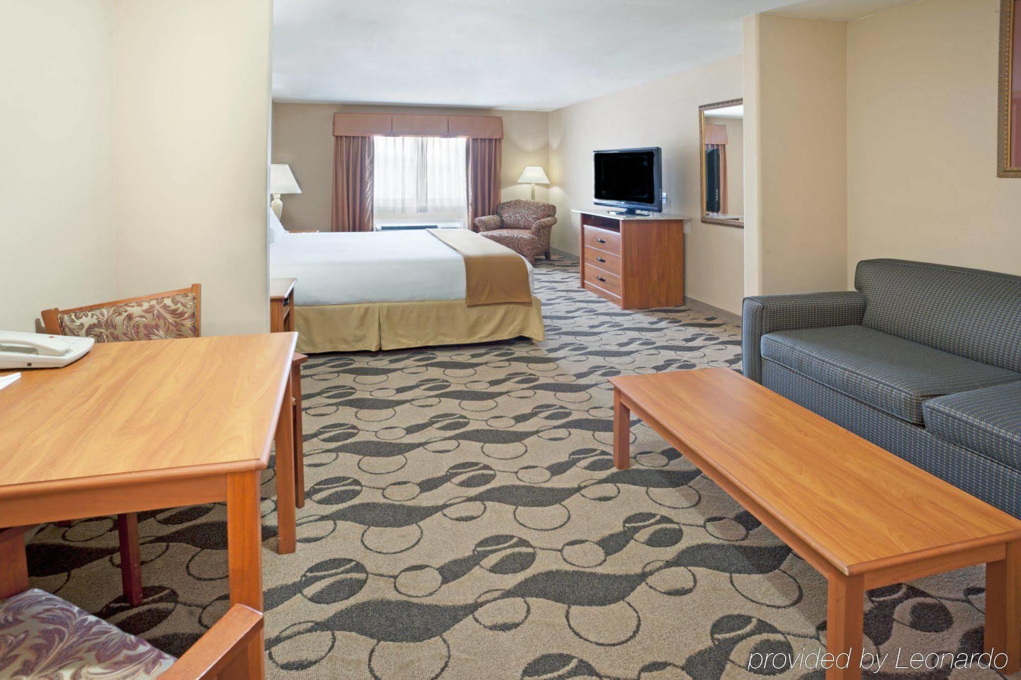 Holiday Inn Express Hotel & Suites Elgin By Ihg Szoba fotó